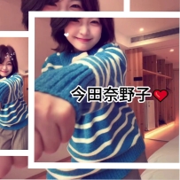 想當個笨蛋美女，成功了一半，是個笨蛋